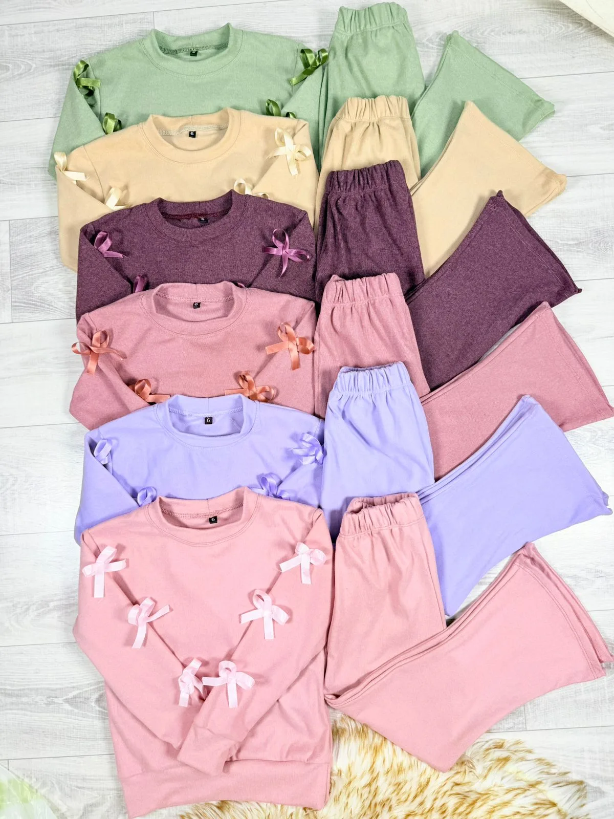 ❄️ *CONJUNTO NORA X CURVA*