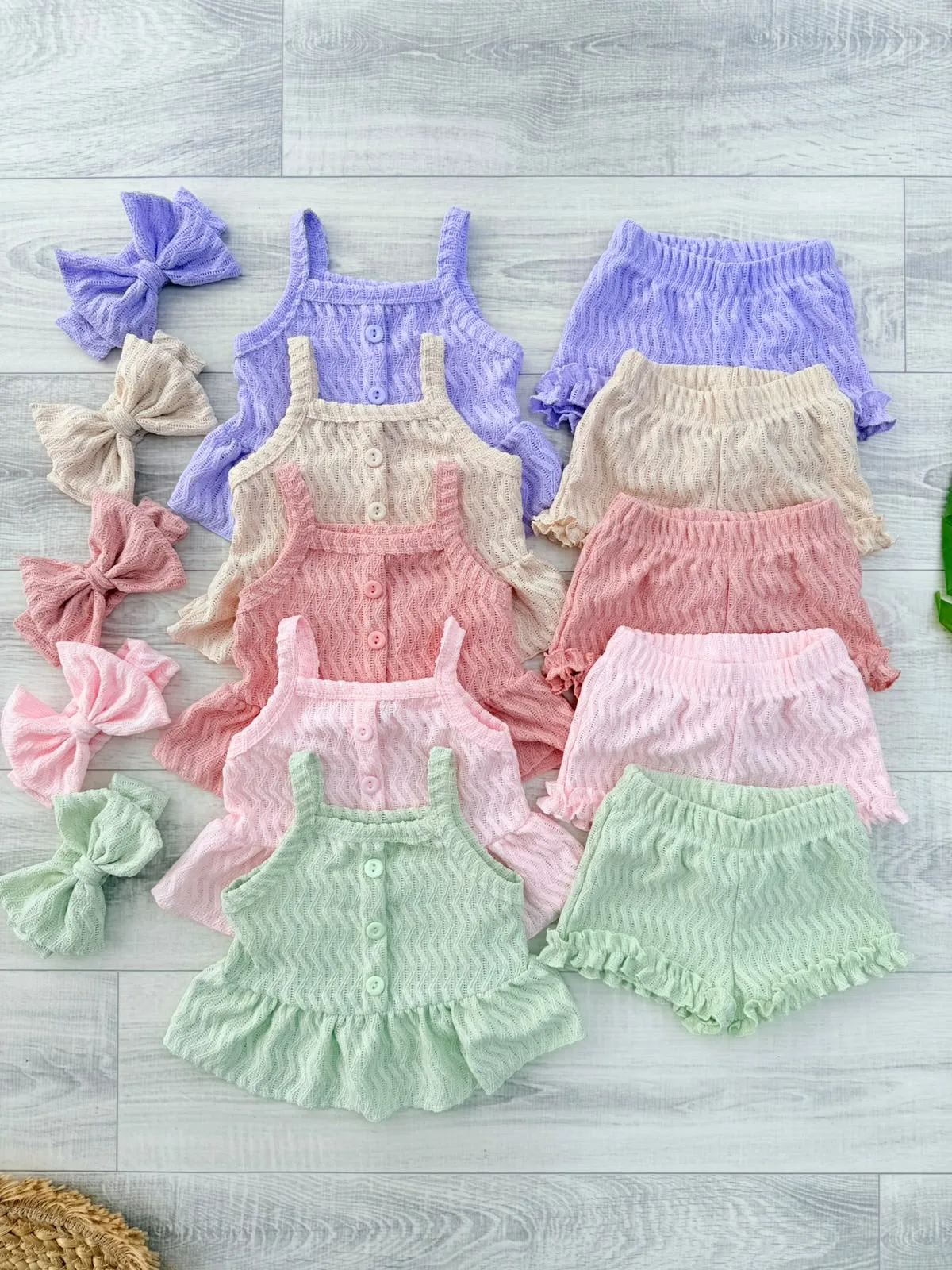 Conjunto cami bb x curva - Gugulu y Chalito